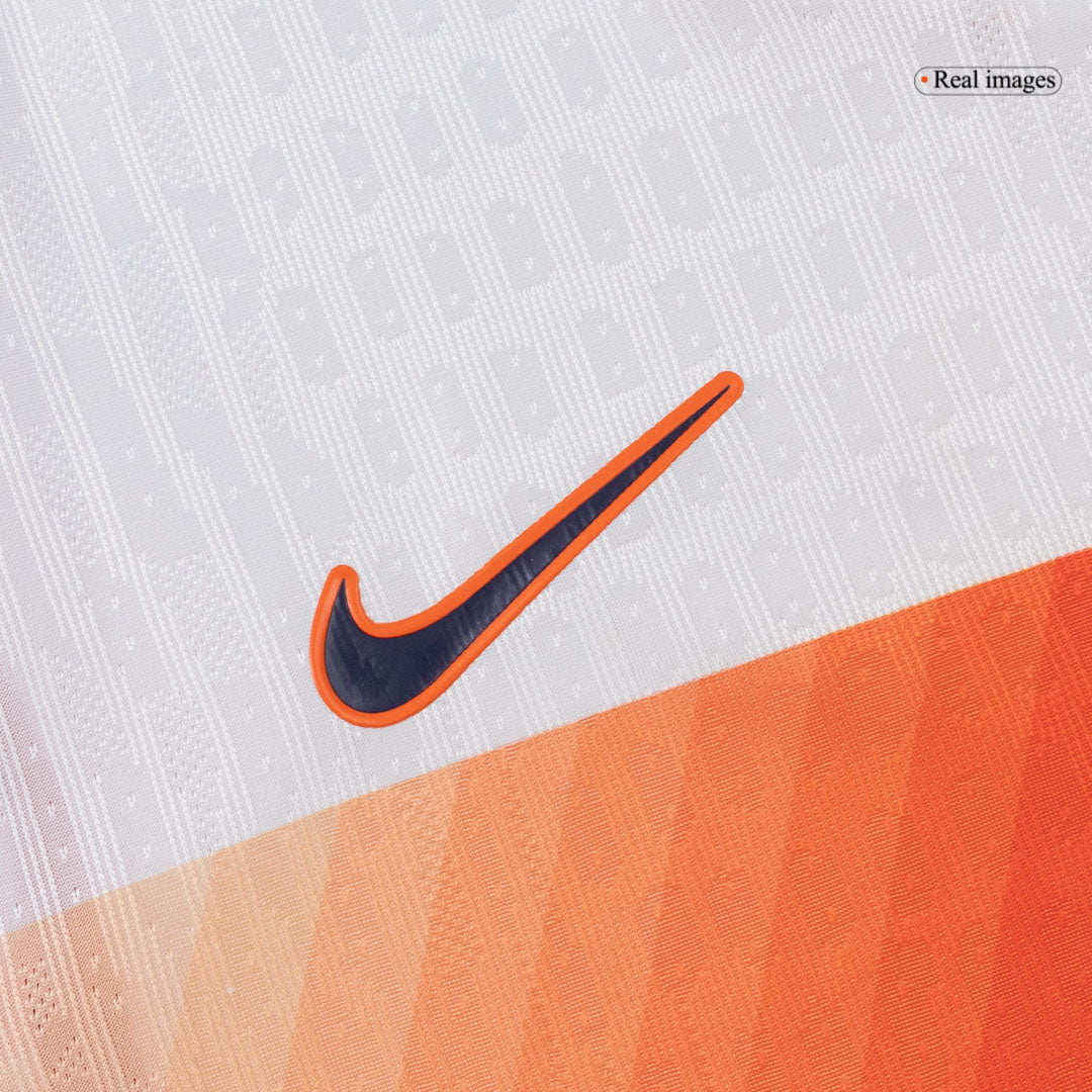 Netherlands Uit Spelersversie Voetbalshirt WK Voetbal 2026 - Slim Fit - model