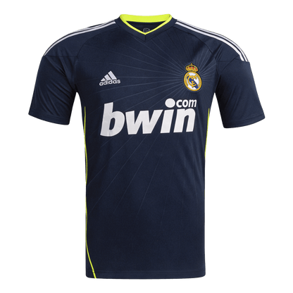 Retro Real Madrid Uit Voetbalshirt 2010/11 - voorkant