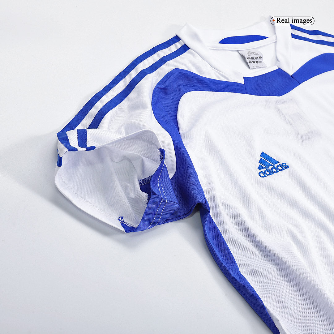 Retro Greece Uit Voetbalshirt 2004 - model