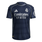 Maillot extérieur Real Madrid, version joueur, saison 2025/26 - Coupe ajustée