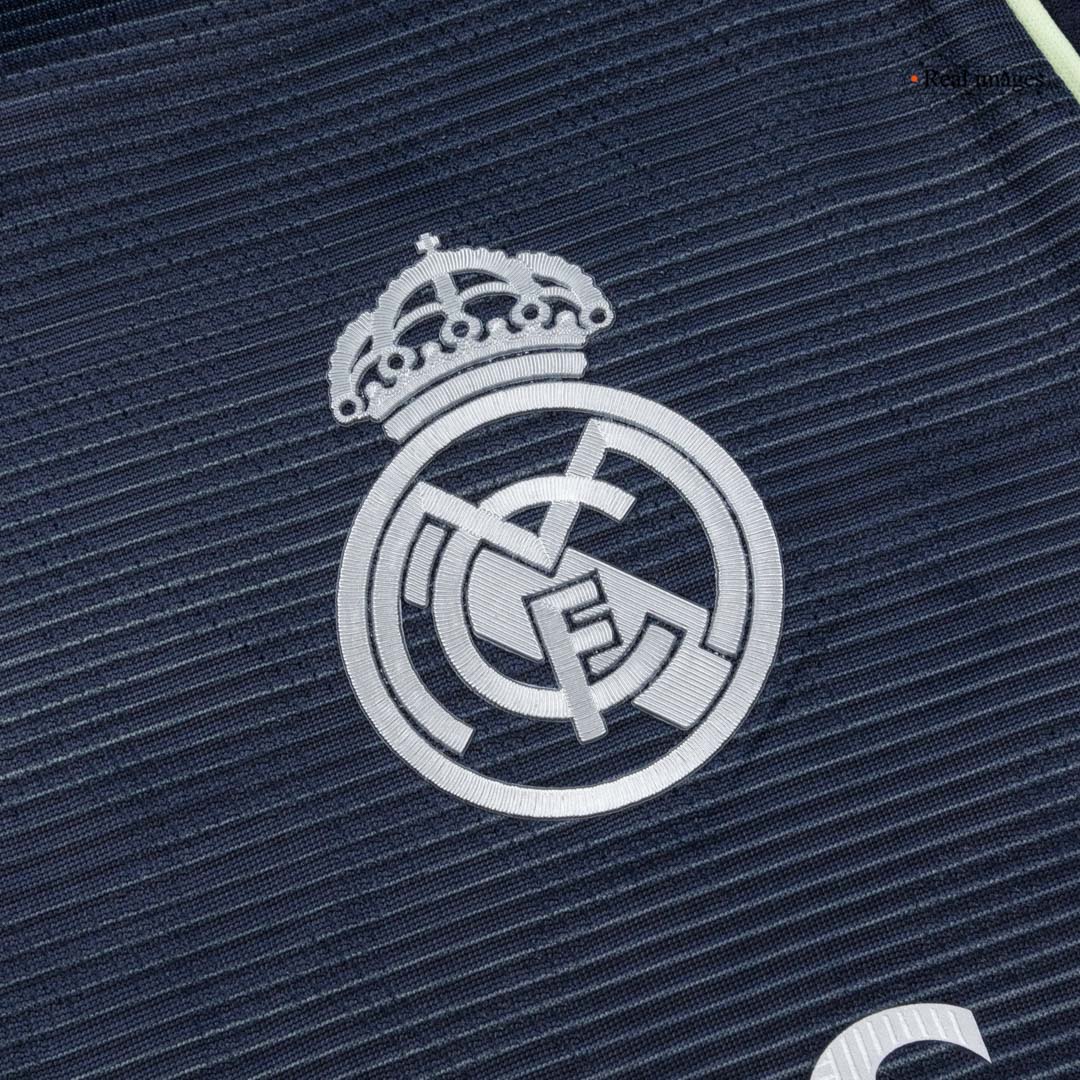 ARDA GÜLER #15 Real Madrid Uit Spelersversie Voetbalshirt 2025/26 - Slim Fit [PREMIUM]